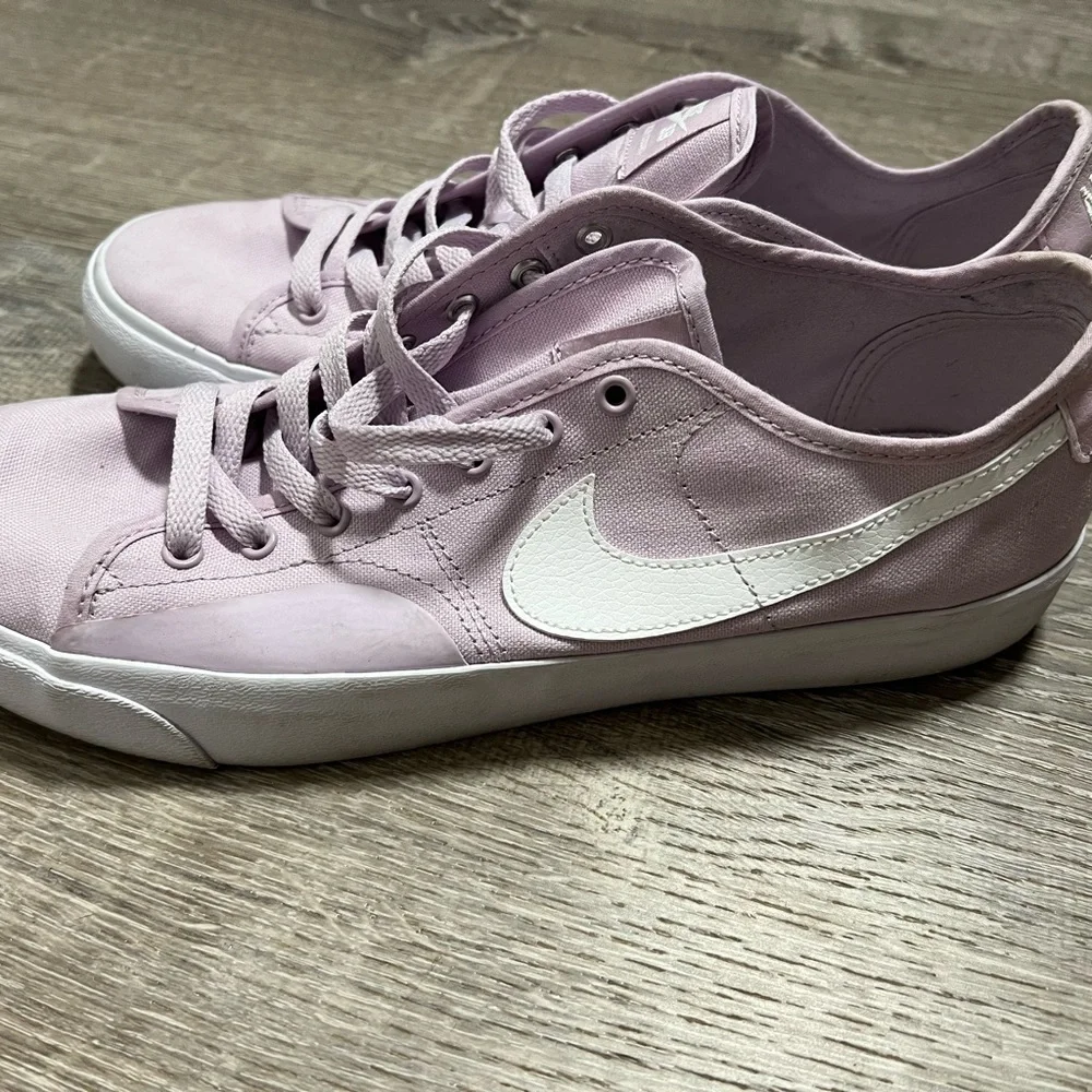 Nike SB Lavender Court Shoes- 10.5‎